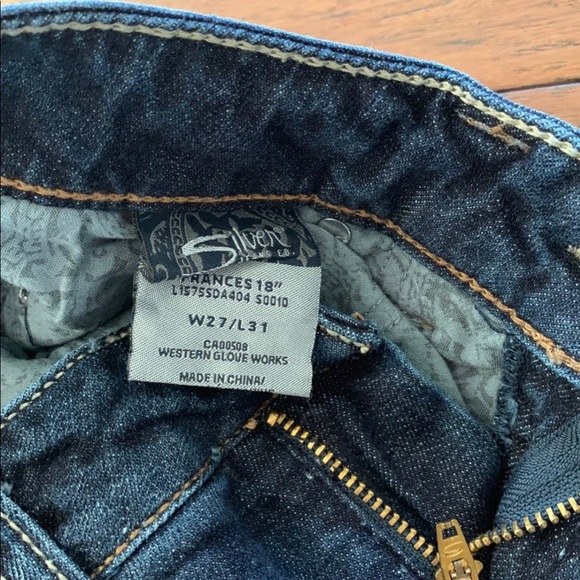 Silver Frances - Picture 3 of 4